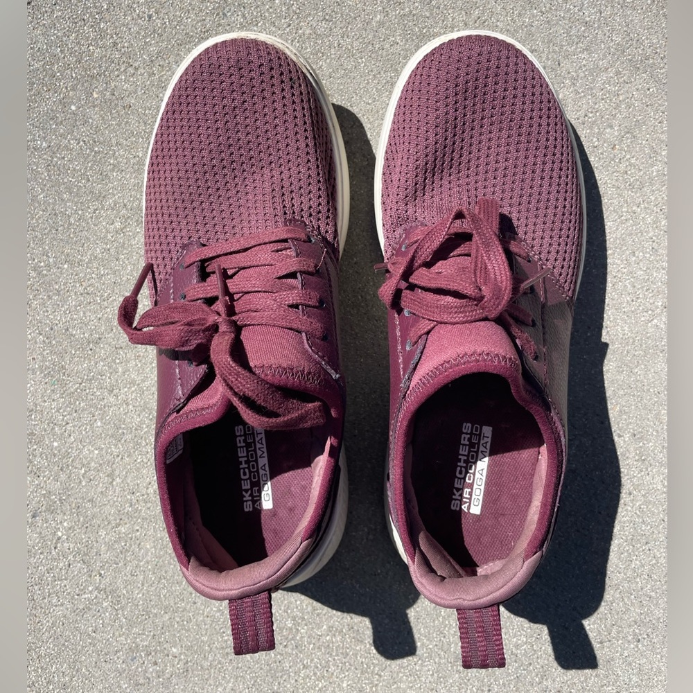 Sketchers goga mat sneakers